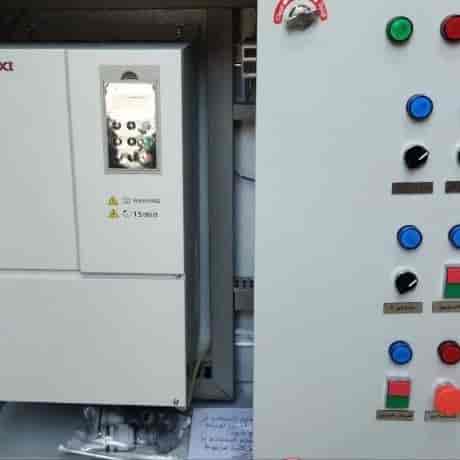Dust collection devices